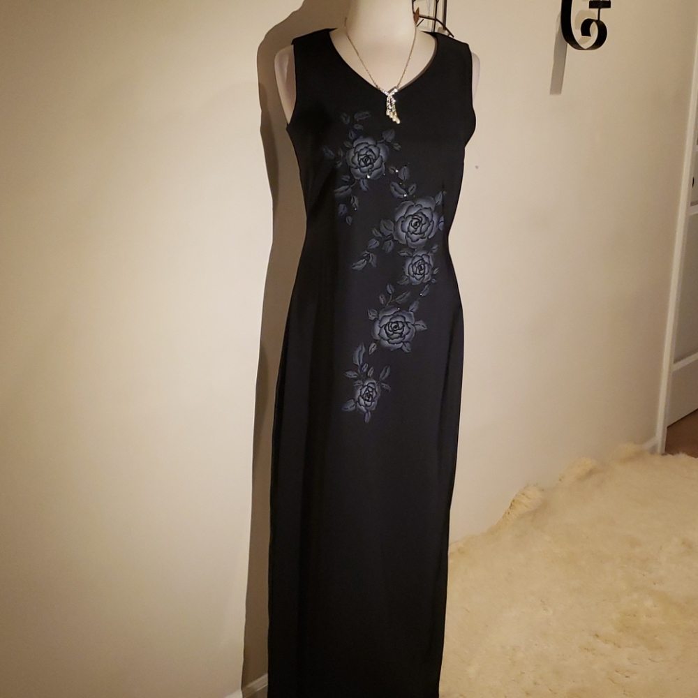 CDC DRESS - Picture 2 of 15